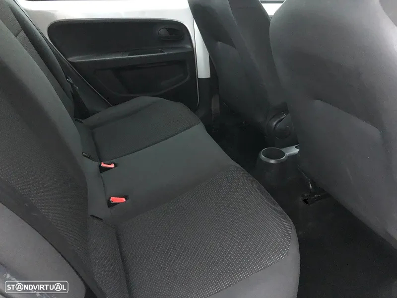 VW Up! move - 16