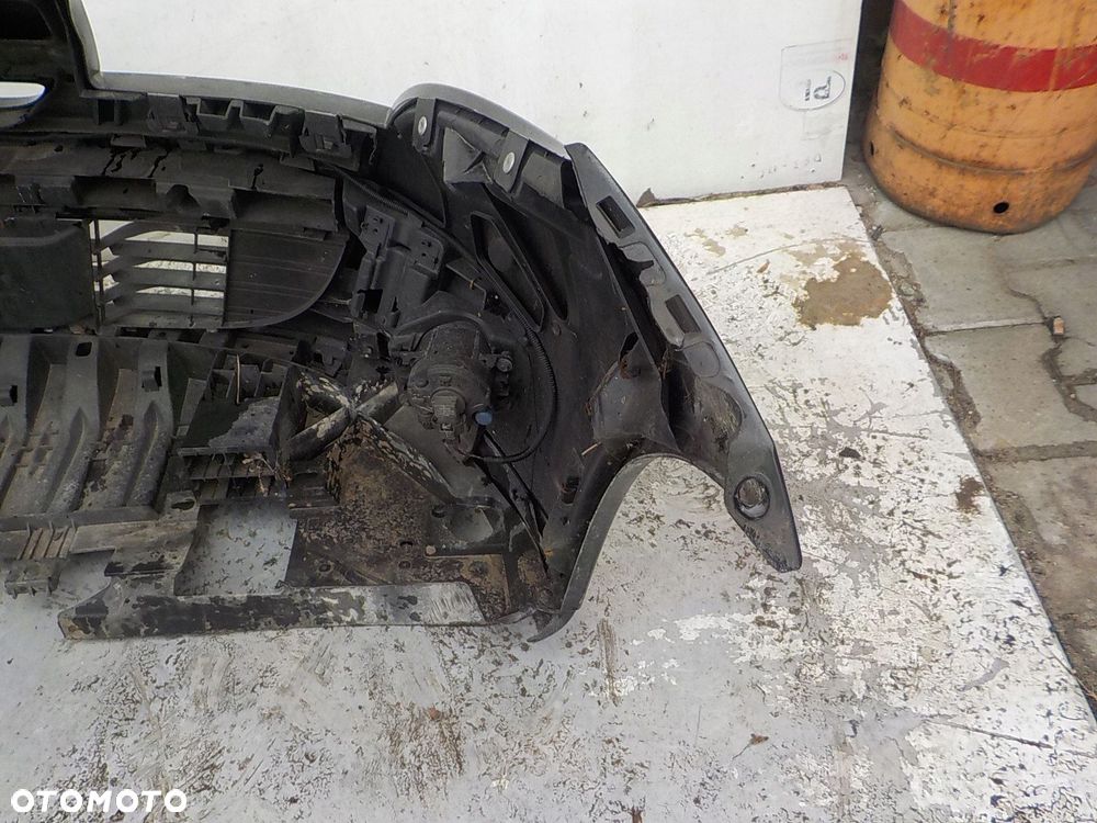 829 RENAULT MEGANE III ZDERZAK PRZÓD PRZEDNI - 2