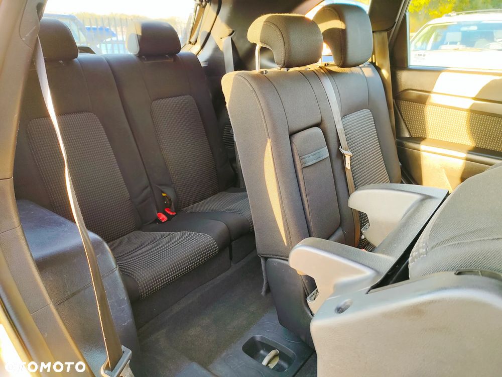 Chevrolet Captiva 2.4 2WD 7 Sitzer LS - 21