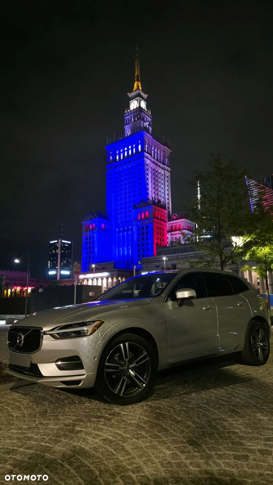 Volvo XC 60 T5 AWD Momentum Pro