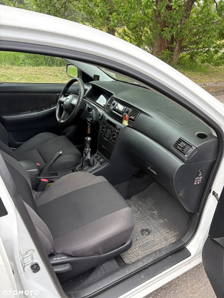 Toyota Corolla 1.4 D-4D Terra - 8