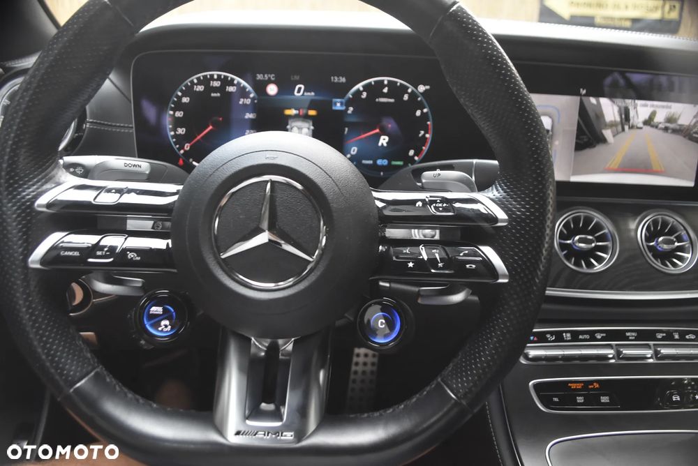 Mercedes-Benz Klasa E AMG 53 4Matic+ AMG Speedshift TCT-9G - 13