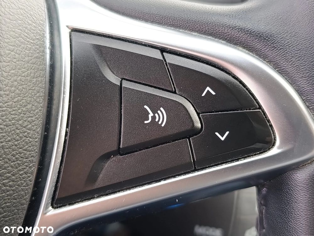 Dacia Duster 1.6 SCe Outdoor S&S - 19