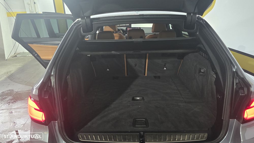 BMW 520 d Pack Desportivo M Auto - 23