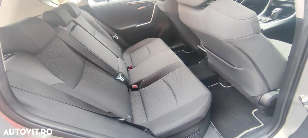 Toyota RAV4 2.5 Hybrid VVT-iE 4x4 Dynamic - 18