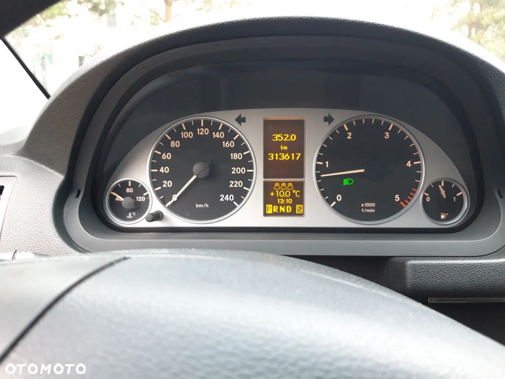 Mercedes-Benz Klasa B 180 CDI Autotronic - 9