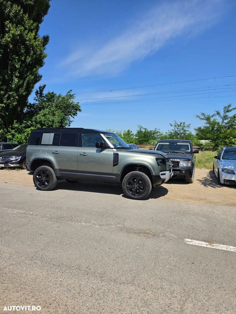 Land Rover Defender - 27