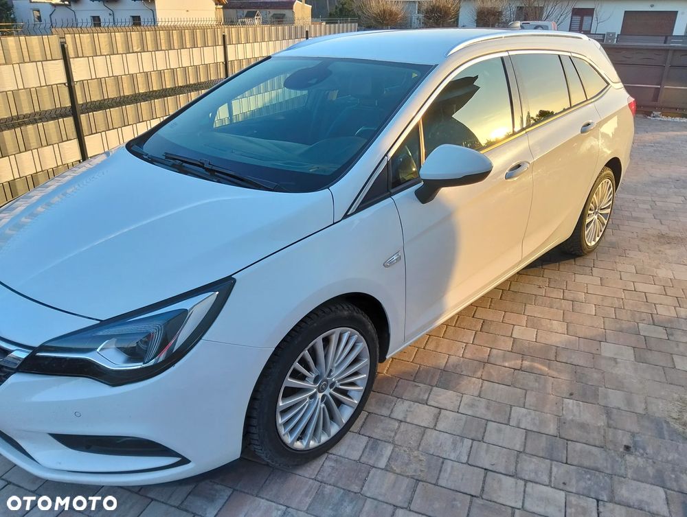 Opel Astra 1.6 D (CDTI) Automatik Business - 1