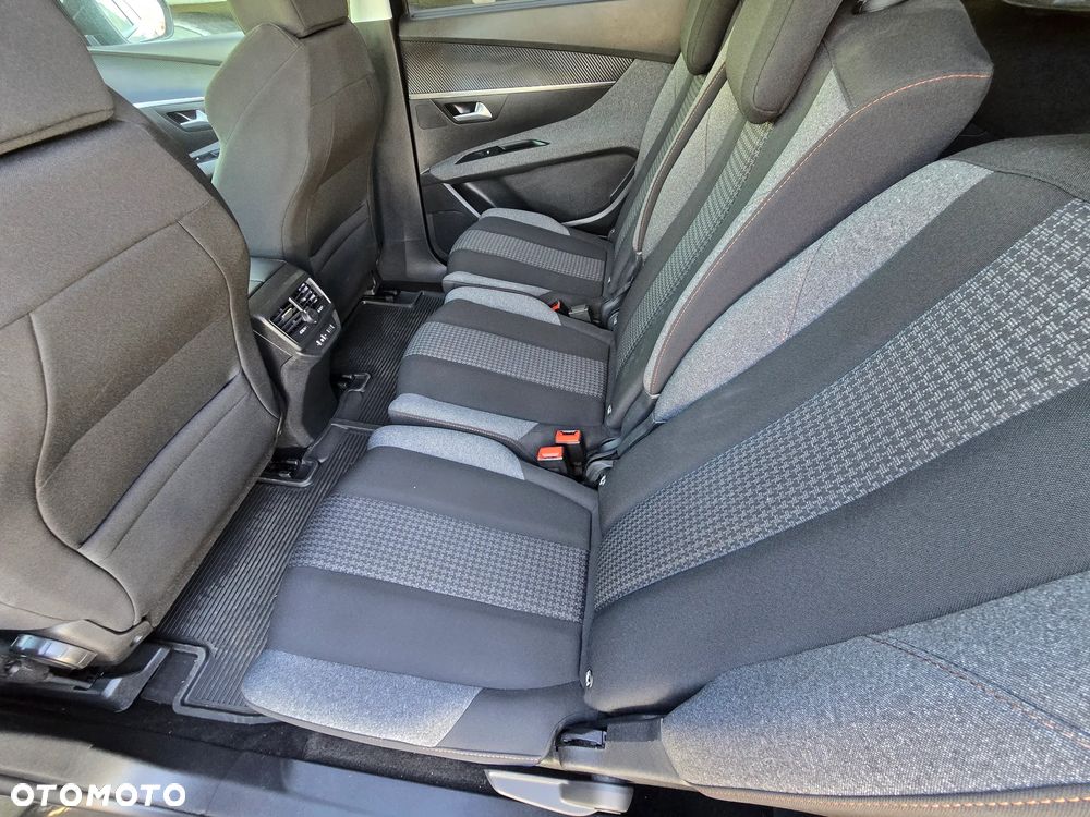 Peugeot 5008 BlueHDi 120 EAT6 Active - 19