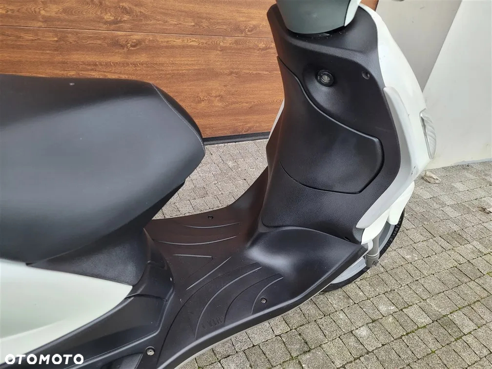 Piaggio FLY - 28
