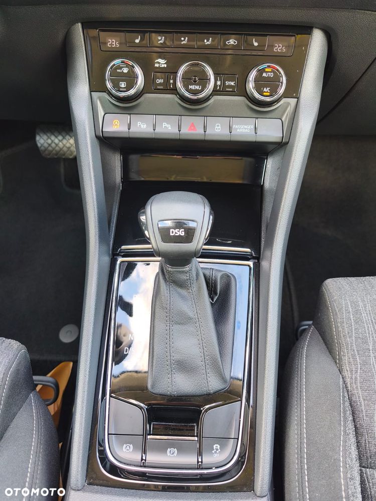Skoda Karoq 1.6 TDI SCR DSG Ambition - 10