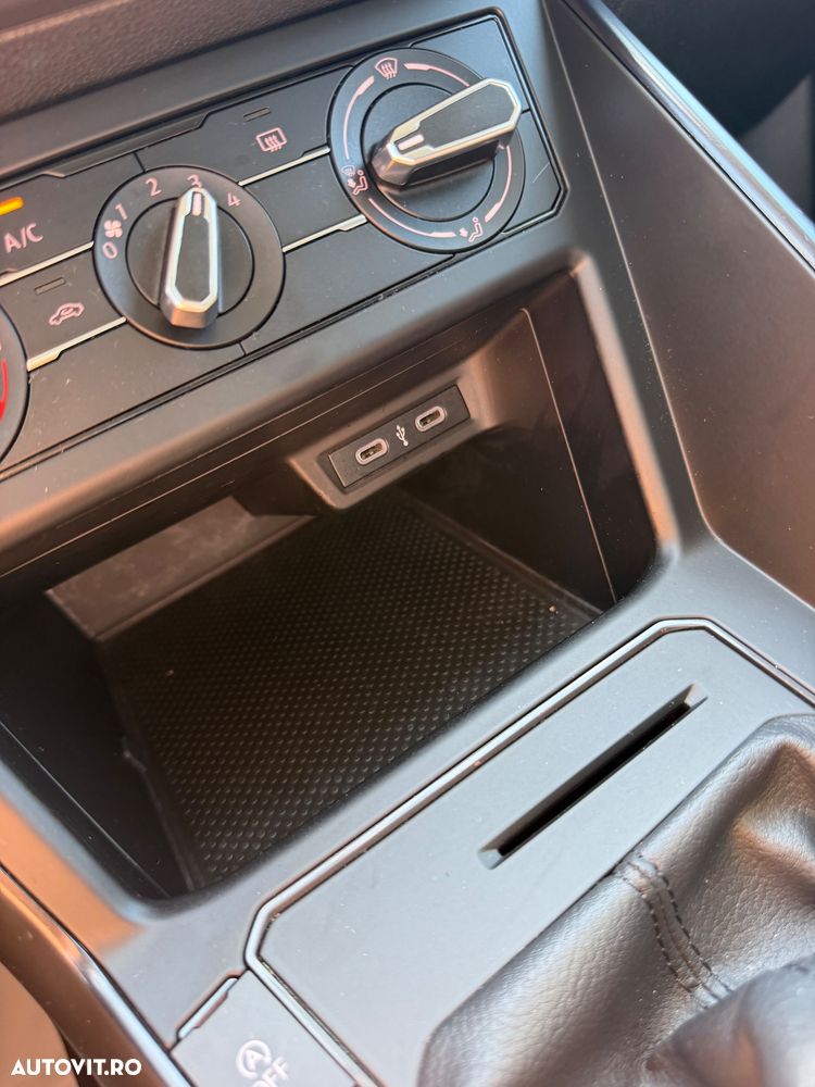Volkswagen Polo - 29