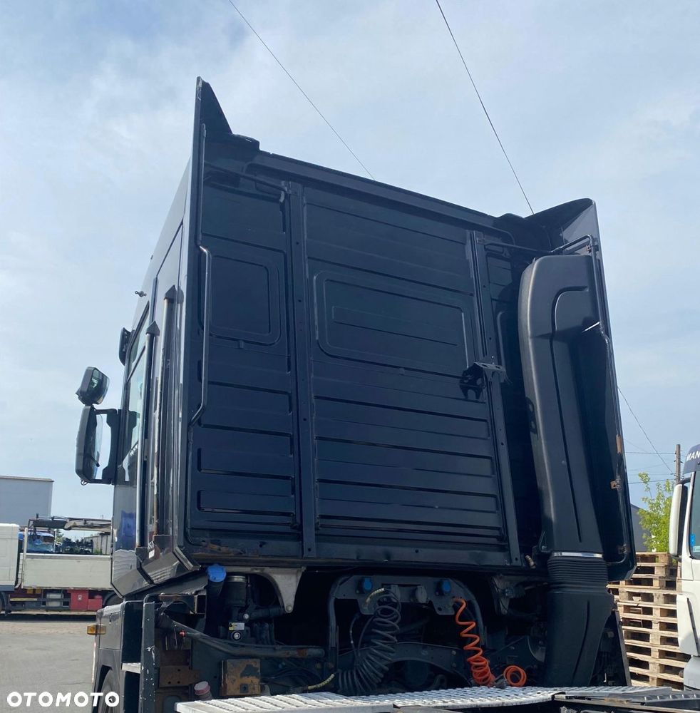 KOMPLETNA KABINA RENAULT MAGNUM DCI WERSJA EXCELLENCE - 4