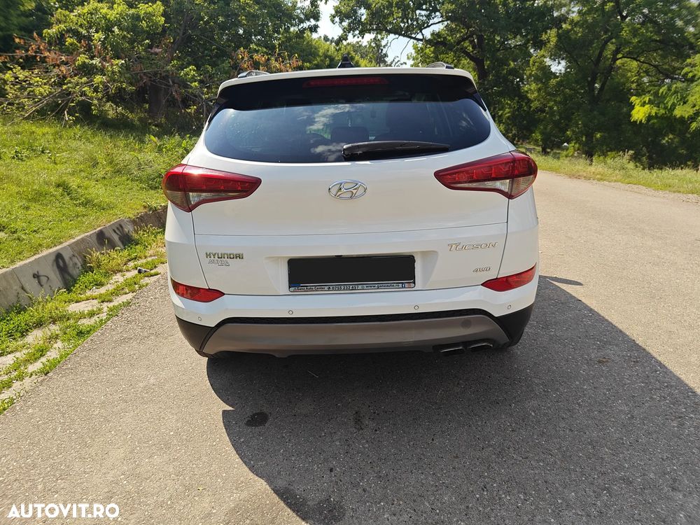 Hyundai Tucson 2.0 CRDI 4WD 6AT Premium+ - 3