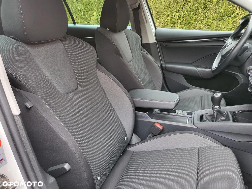 Skoda Octavia 1.0 TSI Ambition - 8