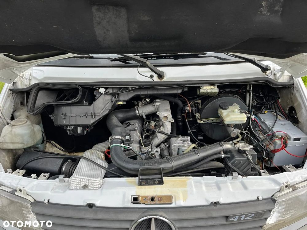 Mercedes-Benz Sprinter 412 - 12