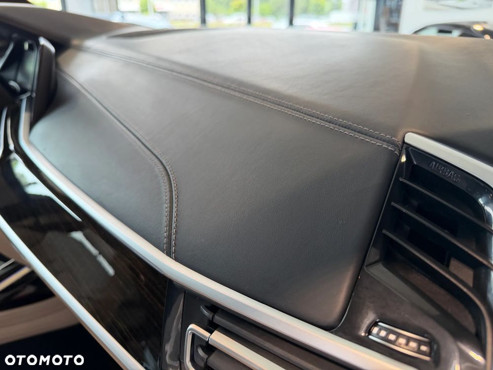 BMW X7 - 32