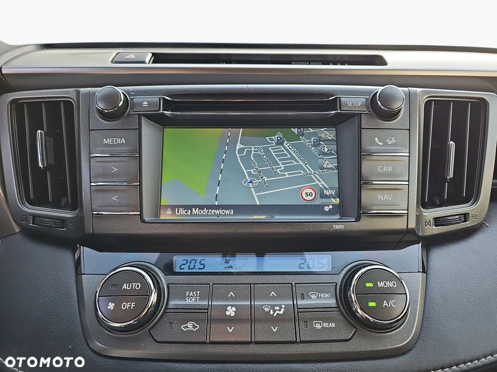 Toyota RAV4 2.0 D-4D Premium - 20