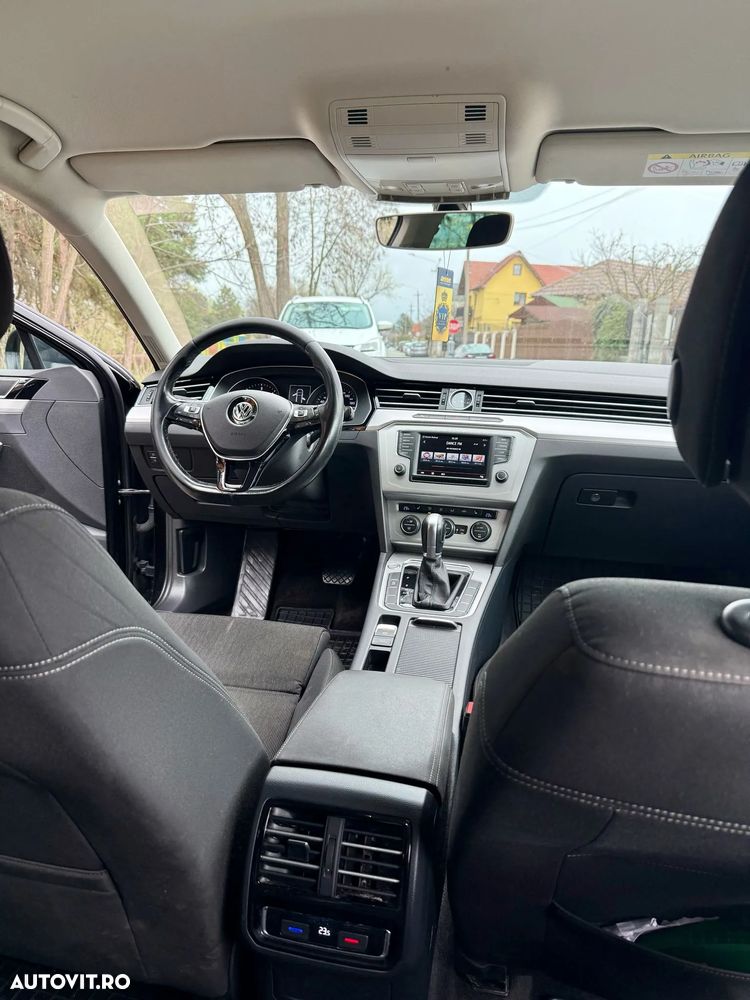 Volkswagen Passat Variant 2.0 TDI DSG (BlueMotion Technology) Comfortline - 8