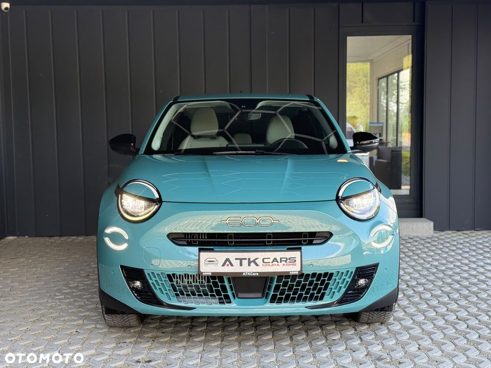 Fiat 600 1.2 Turbo La Prima eDCT - 3