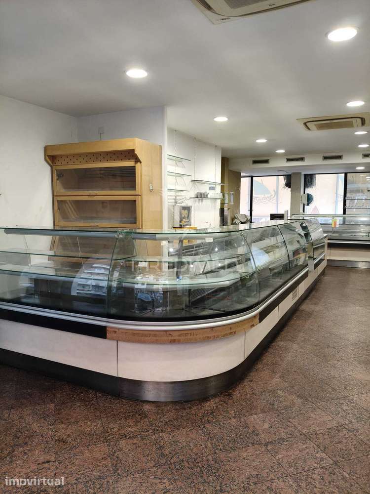 Restaurante e Snack-Bar Totalmente Equipado / Santarém - Grande imagem: 5/40