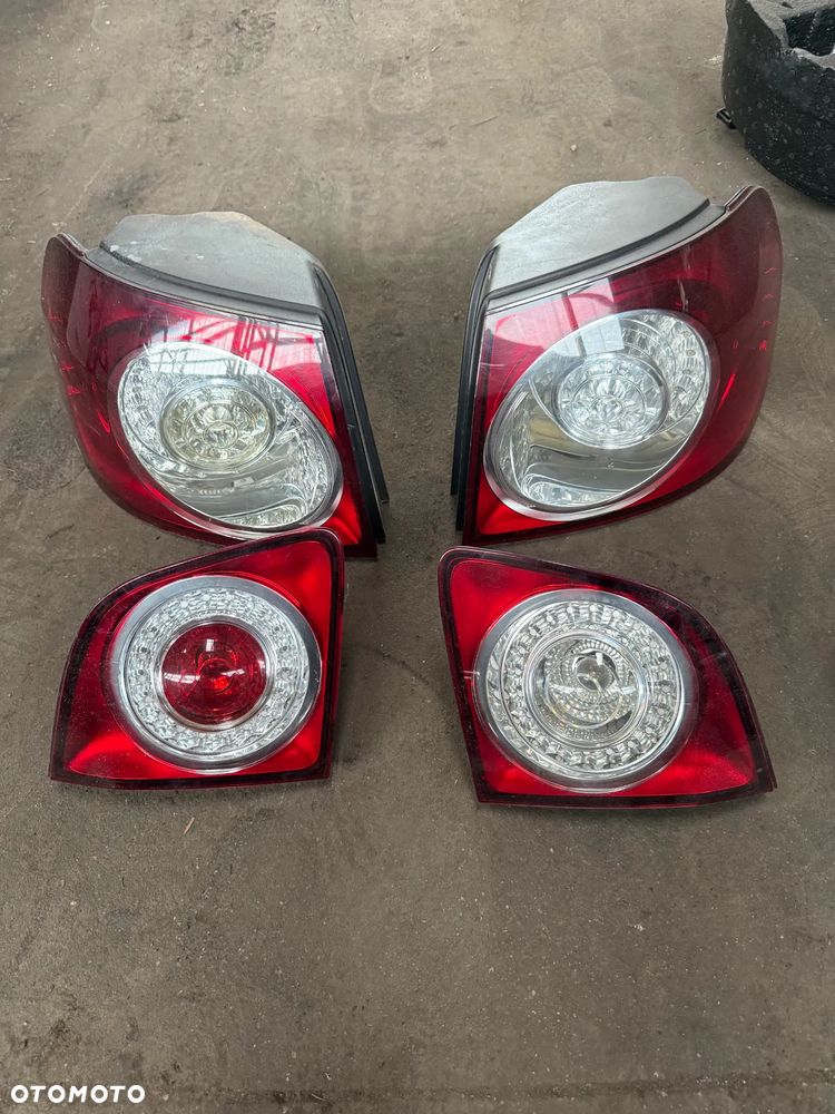 VW GOLF 5 V PLUS LAMPY TYŁ TYLNE KOMPLET PRAWA LEWA - 1