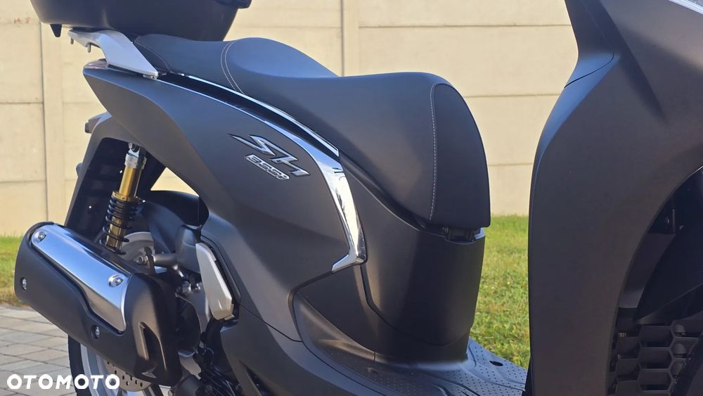 Honda SH - 24