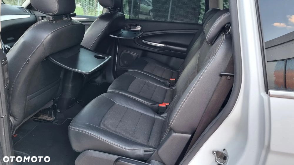 Ford S-Max 2.0 TDCi Titanium - 16