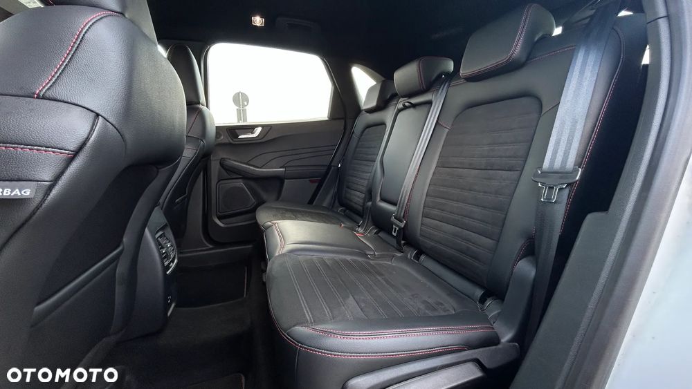 Ford Kuga 1.5 EcoBoost FWD ST-Line - 20