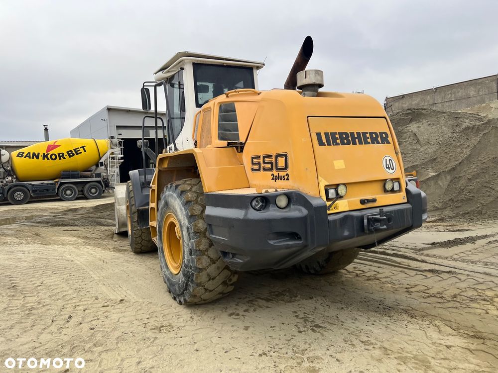 Liebherr L550 - 2