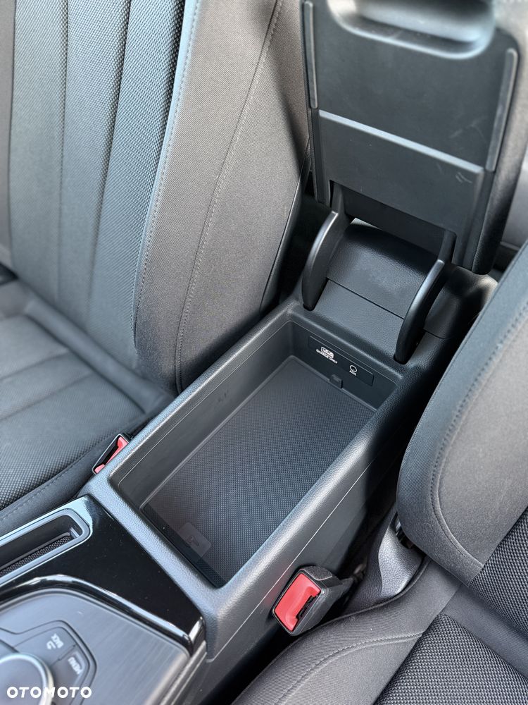 Audi A4 Avant 2.0 TDI - 31