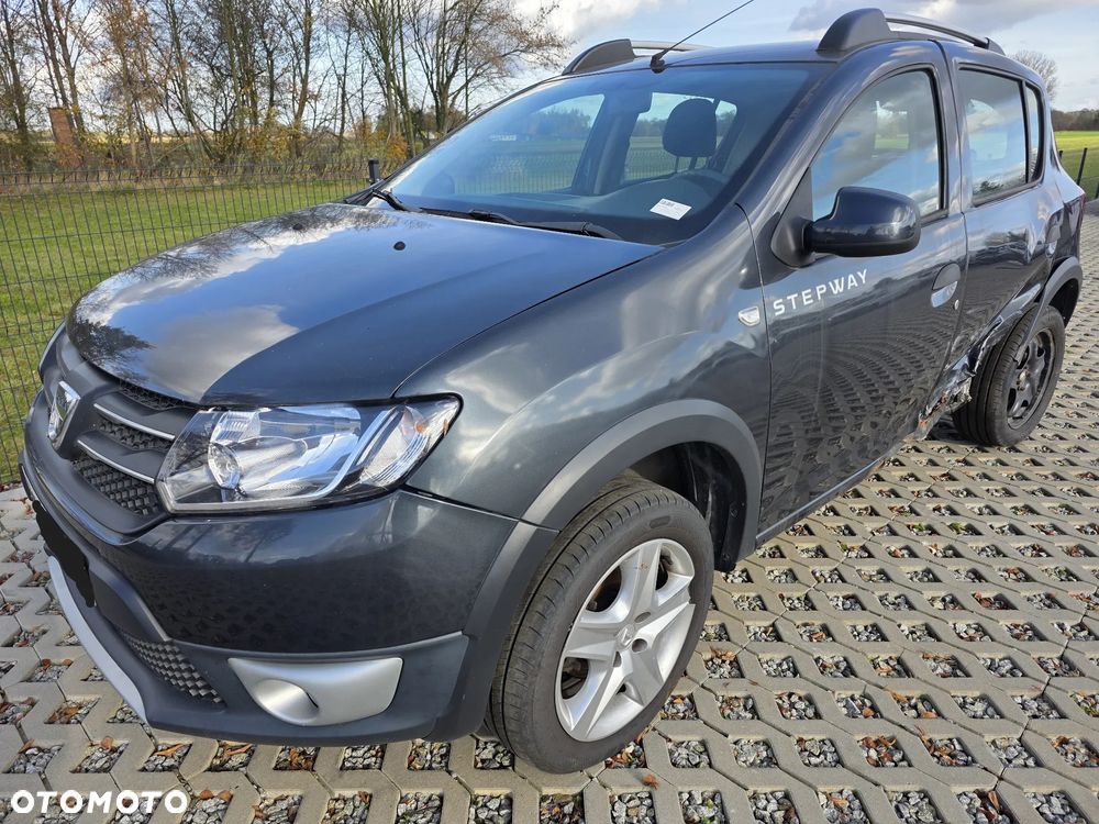 Dacia Sandero Stepway TCe 100 Celebration - 11