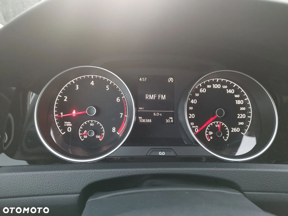 Volkswagen Golf - 15