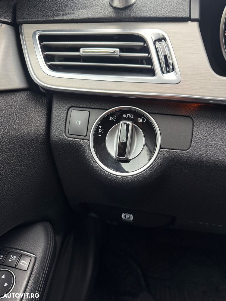 Mercedes-Benz E - 10