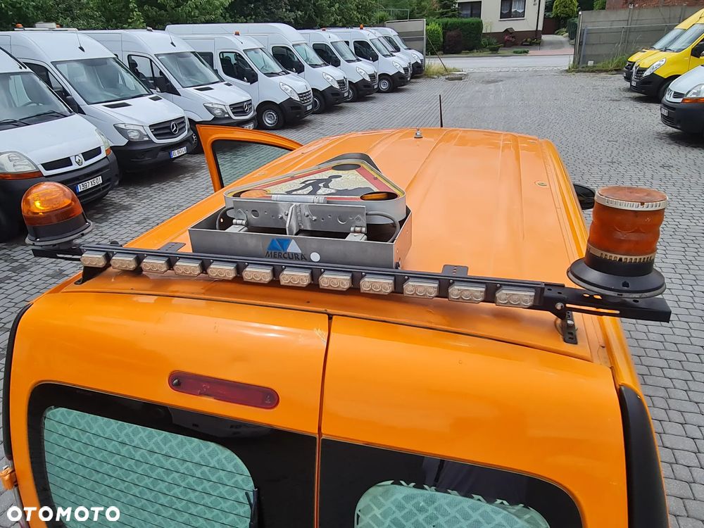 Renault Kangoo Maxi 2013 r. Klima Long Długie Oświetlenie Drogowe - 10