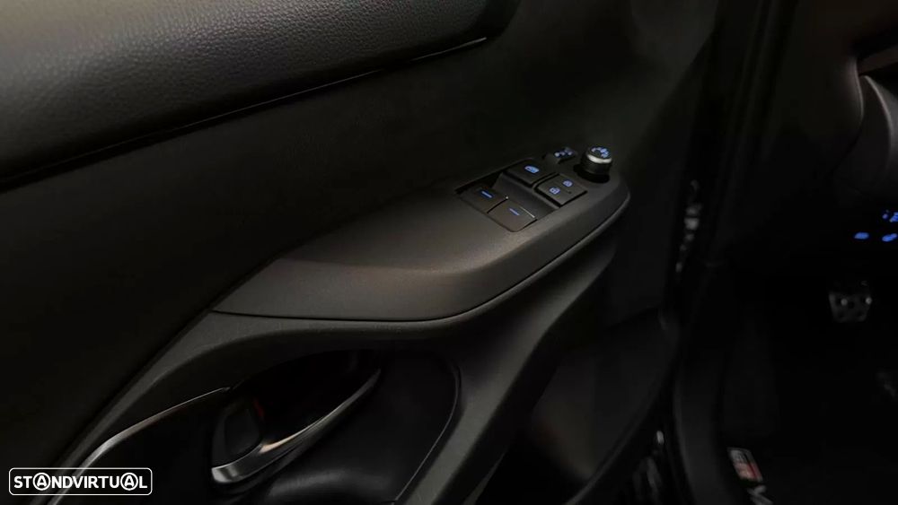 Toyota GR Yaris WRC Triple Edition - 17