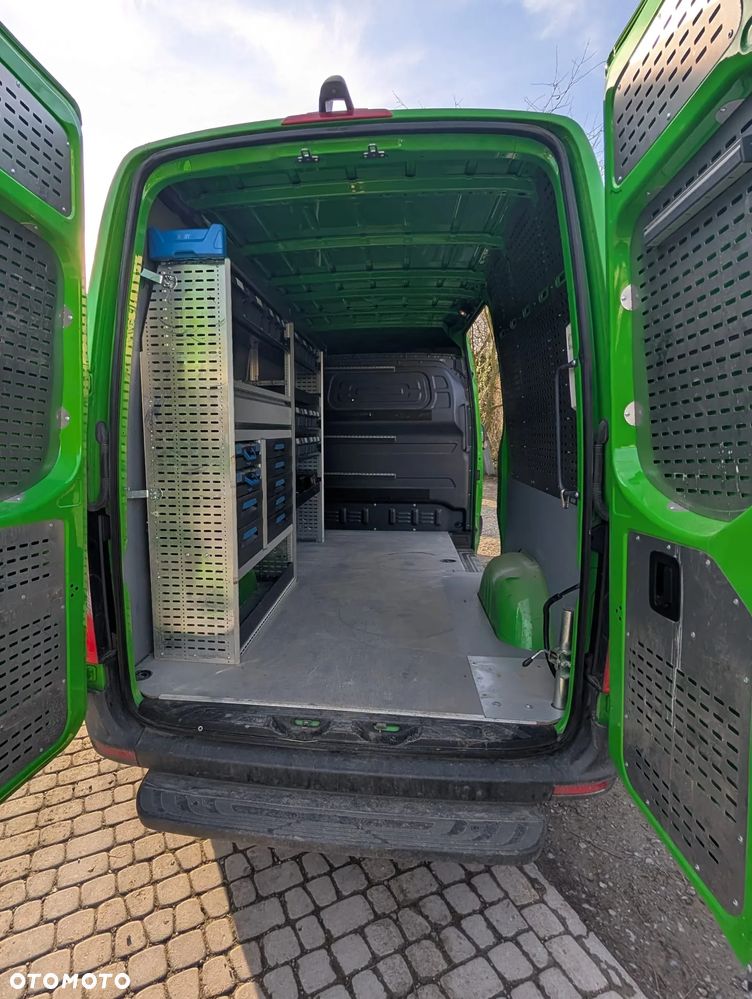 Mercedes-Benz Sprinter - 16