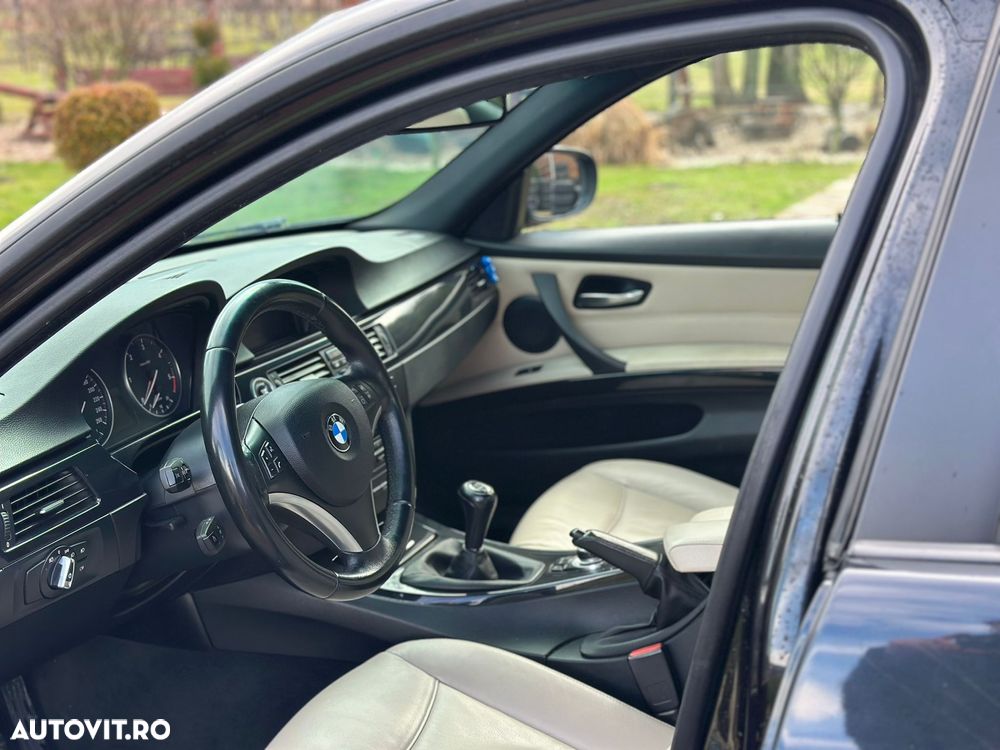 BMW Seria 3 316d - 25
