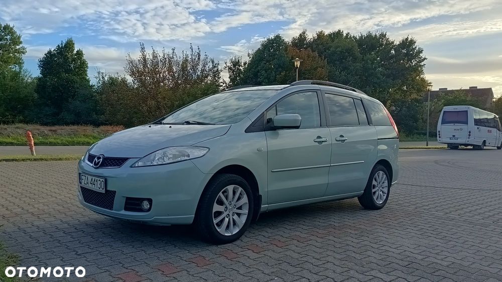 Mazda 5 - 7