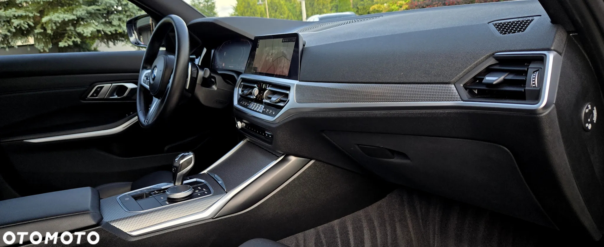 BMW Seria 3 330i M Sport - 12