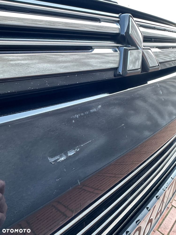 Mitsubishi Outlander - 19