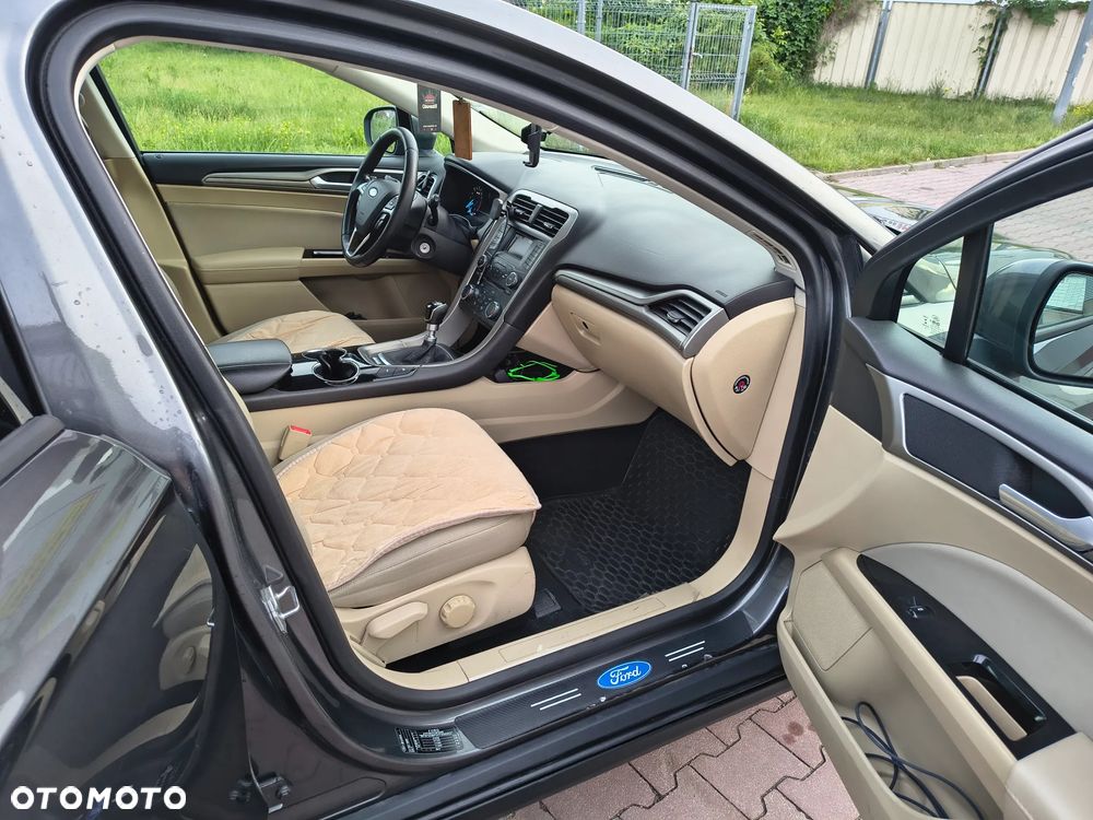 Ford Mondeo - 13