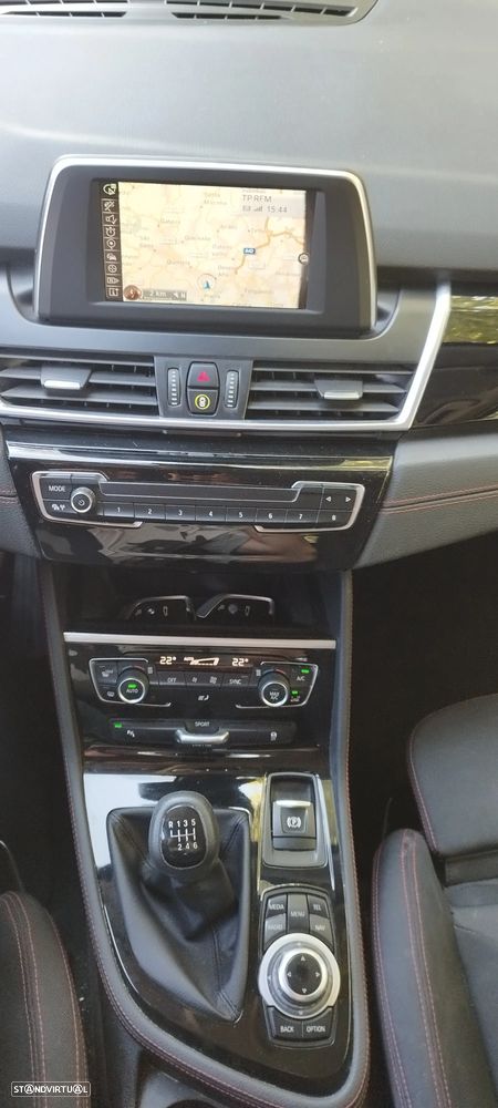 BMW 216 Active Tourer d Line Sport - 39