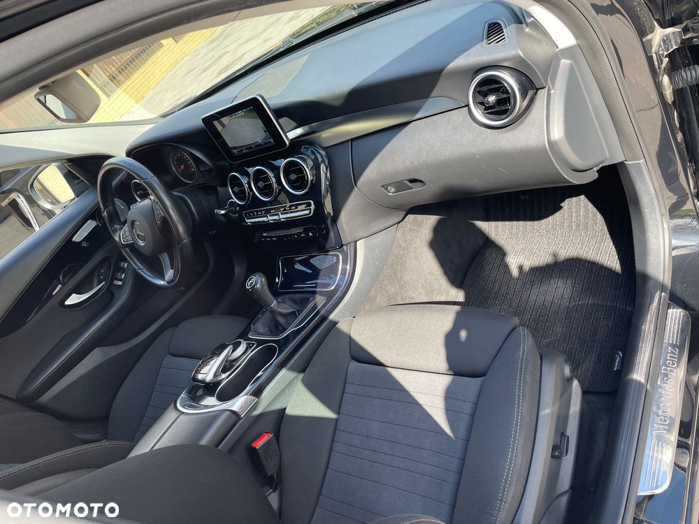 Mercedes-Benz Klasa C - 36