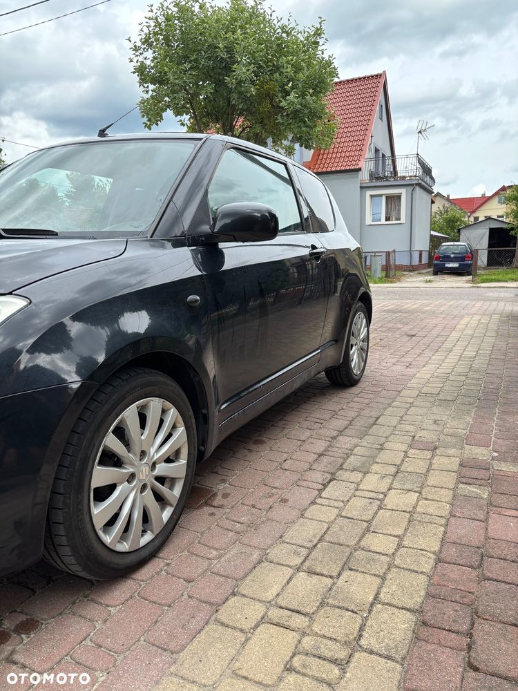 Suzuki Swift 1.5 GLX Sport - 3