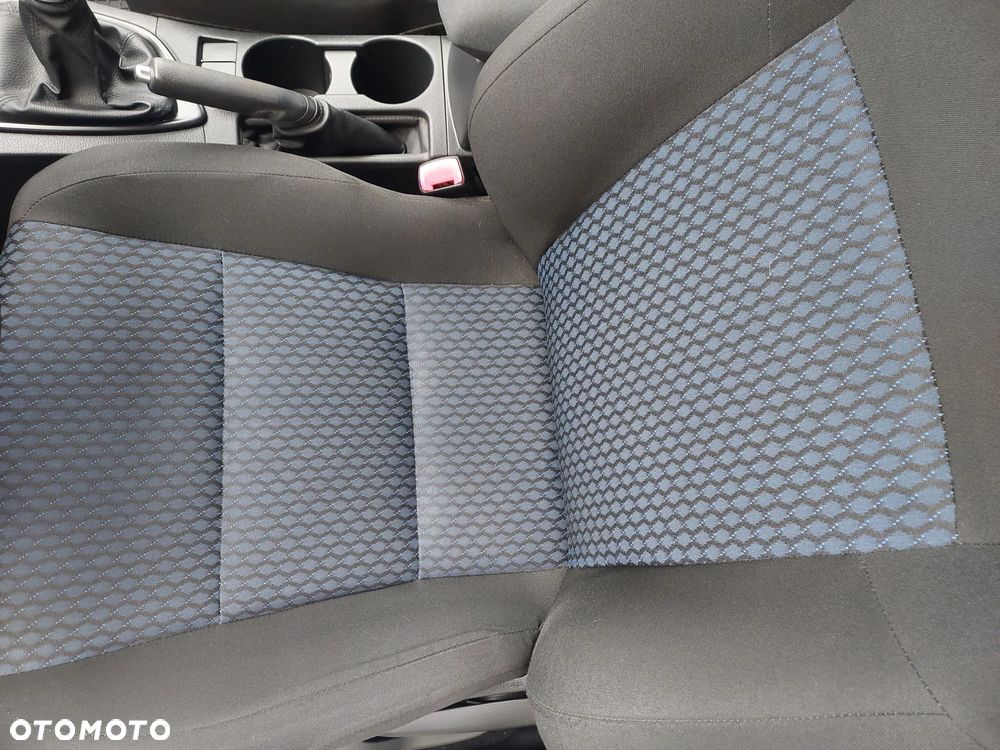 Toyota Auris 1.6 Comfort - 10