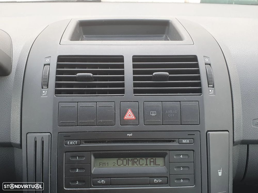 VW Polo 1.2 Live+ - 9