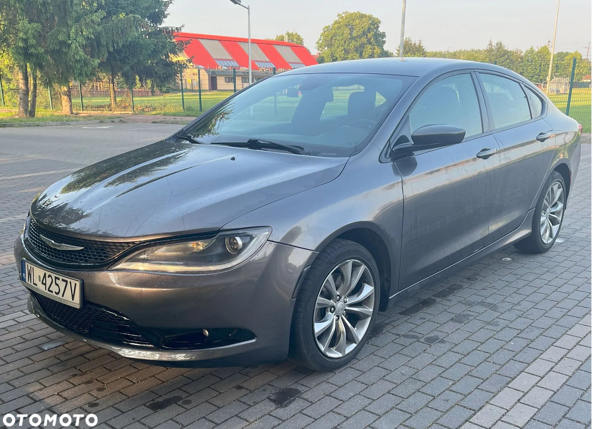 Chrysler 200 - 1