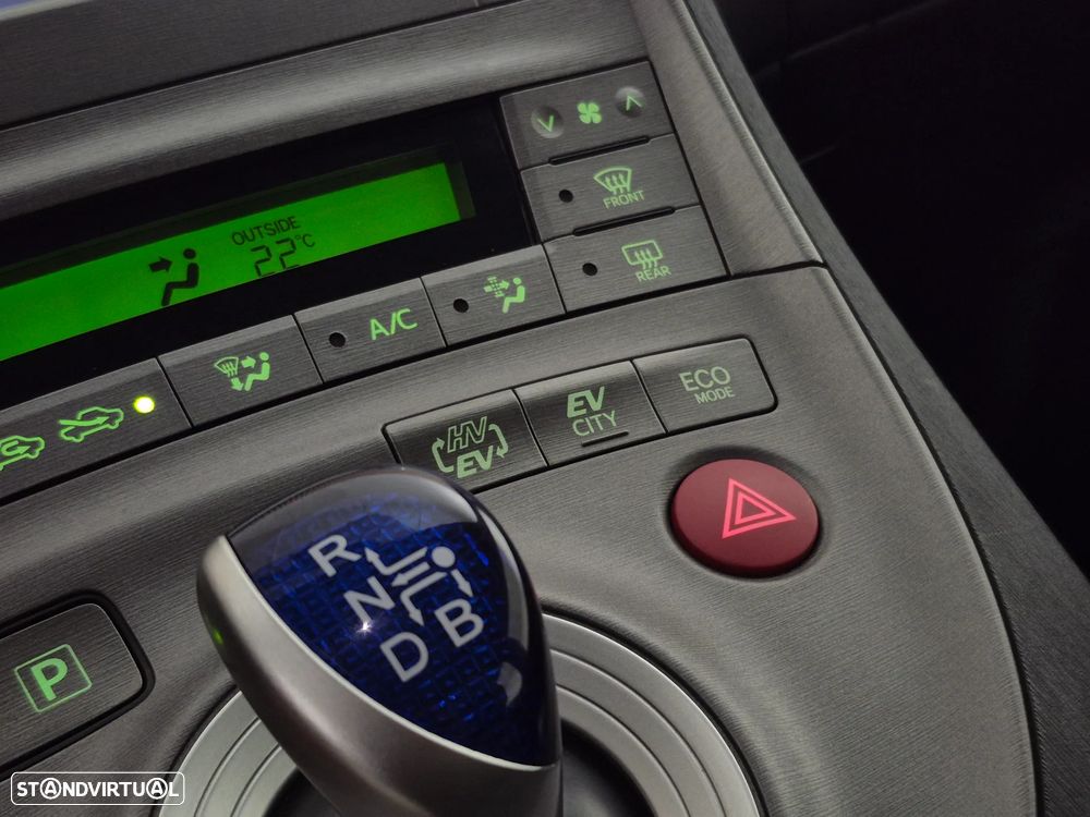 Toyota Prius 1.8 Plug-In Pack Premium - 15