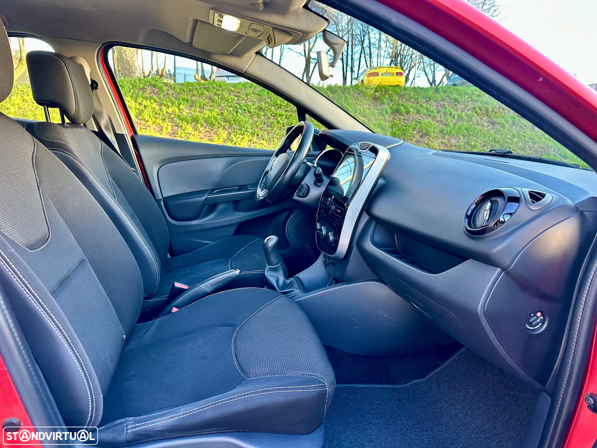 Renault Clio Sport Tourer 1.5 dCi Dynamique S - 30